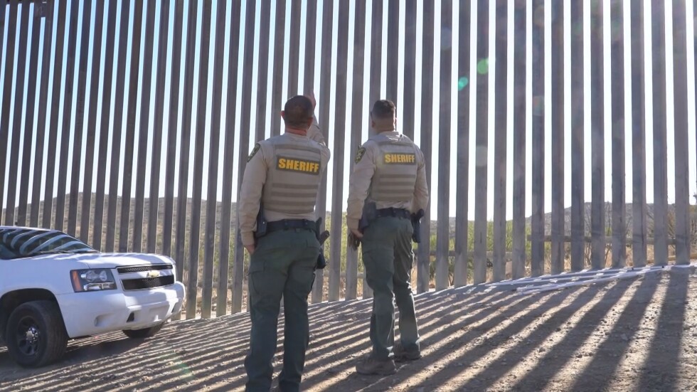 Джо Байдън спря финансирането на стената с Мексико