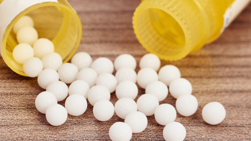 Германски хомеопати твърдят, че имат най-добрия лек срещу COVID-19