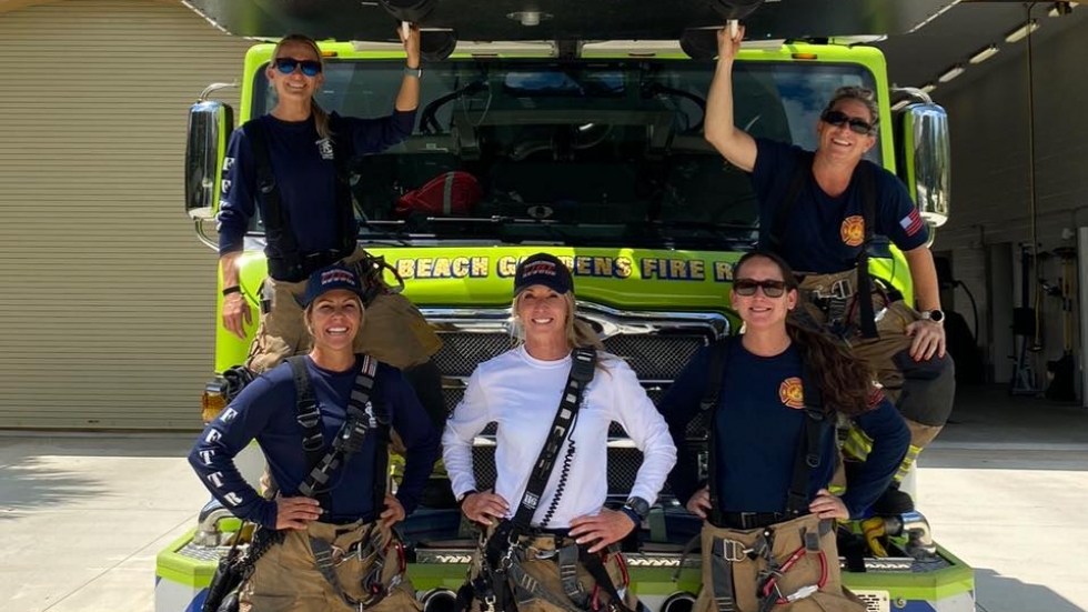 Пет жени пожарникари: Ако нашата сила ви плаши, това е ваша слабост! 