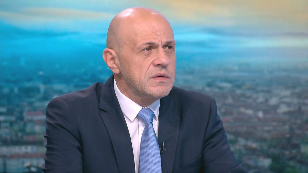 Дончев: Имаме готовност за ескалиращи мерки, без да се затваря държавата