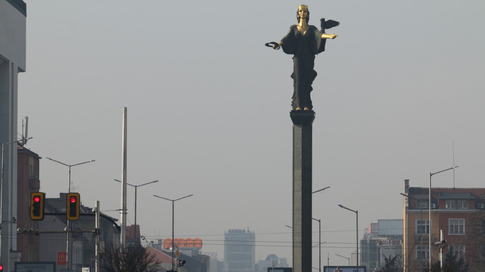 София – в червения сектор по мръсен въздух тази сутрин