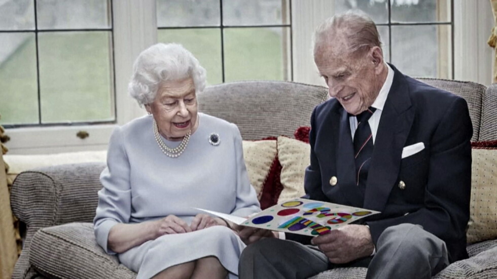 Кралица Елизабет и принц Филип празнуват 73 години брак