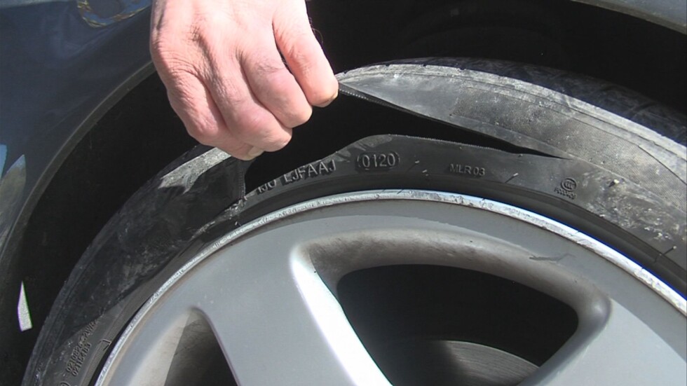 Има задържан за масовото нарязване на автомобилни гуми в Бобов дол