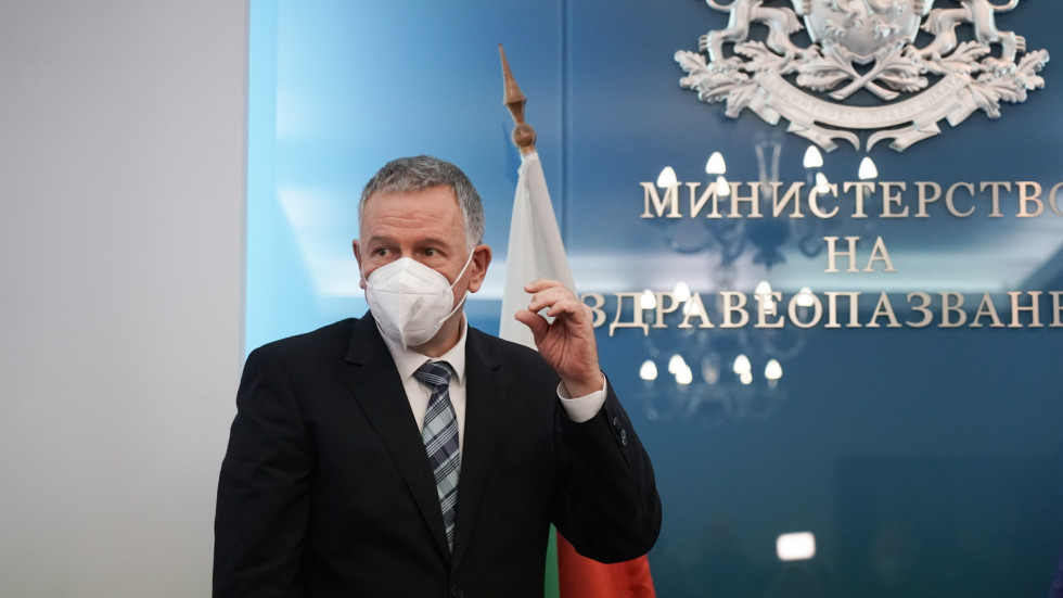 Стойчо Кацаров: Ситуацията е критична и ще бъде такава през следващите 2 седмици
