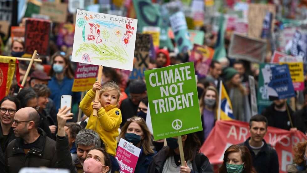 Протести в цял свят в защита на борбата срещу климатичните промени