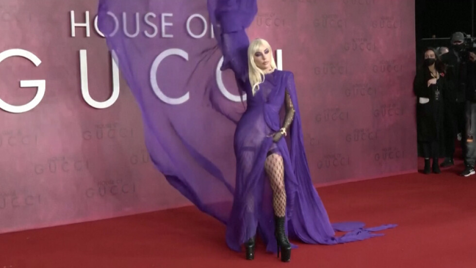 Лейди Гага присъства на премиерата на новия си филм "Къщата на Гучи"