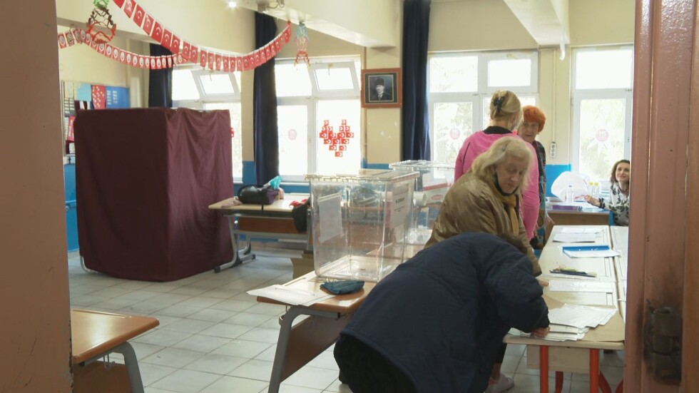 Българите в Турция ще гласуват в 124 секции