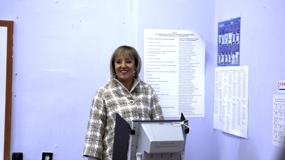 Манолова: Гласувах, за да остане в миналото моделът на чекмеджето