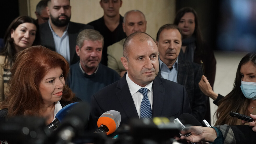 Румен Радев: На балотажа ще се сблъскаме с партийния вот на картела на статуквото