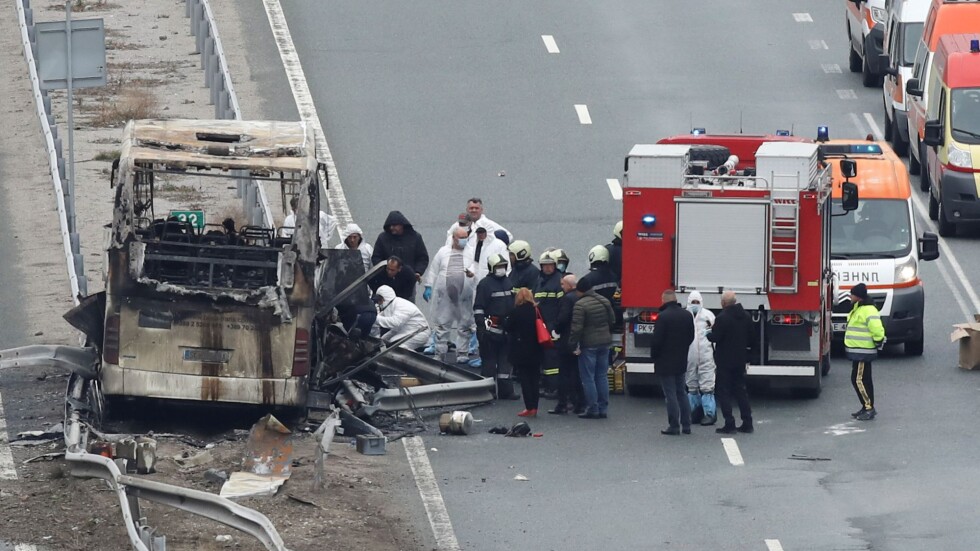 Инцидентът на АМ "Струма": В автобуса е имало втори шофьор