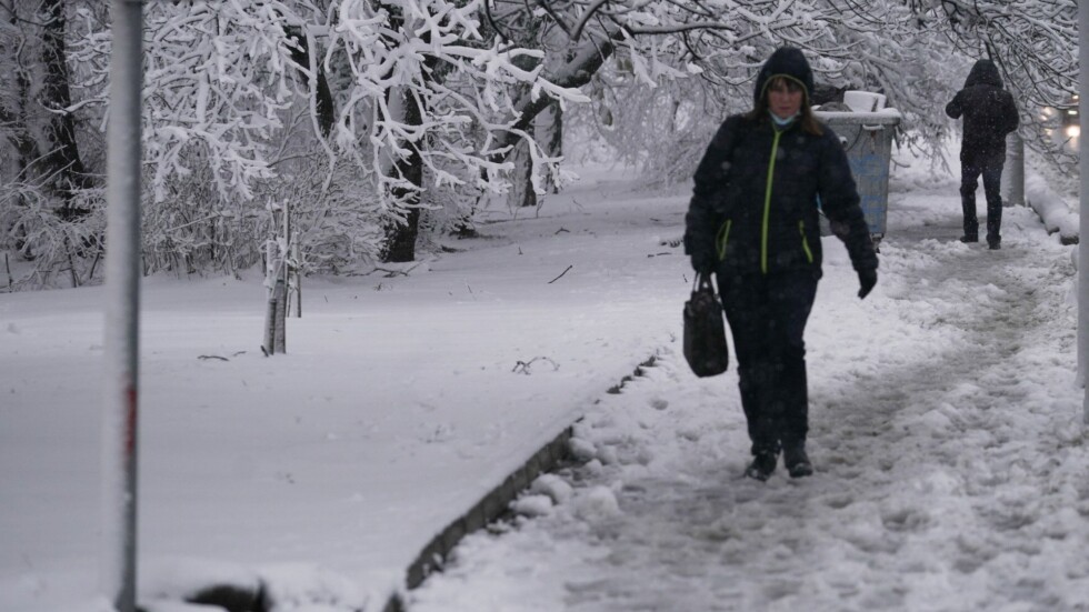 Глобяват снегопочистваща фирма в София заради бавна реакция