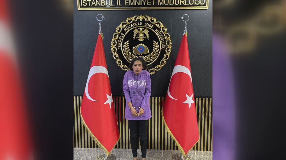 Атентатът в Истанбул: Арестуваната жена е разузнавач от терористична организация