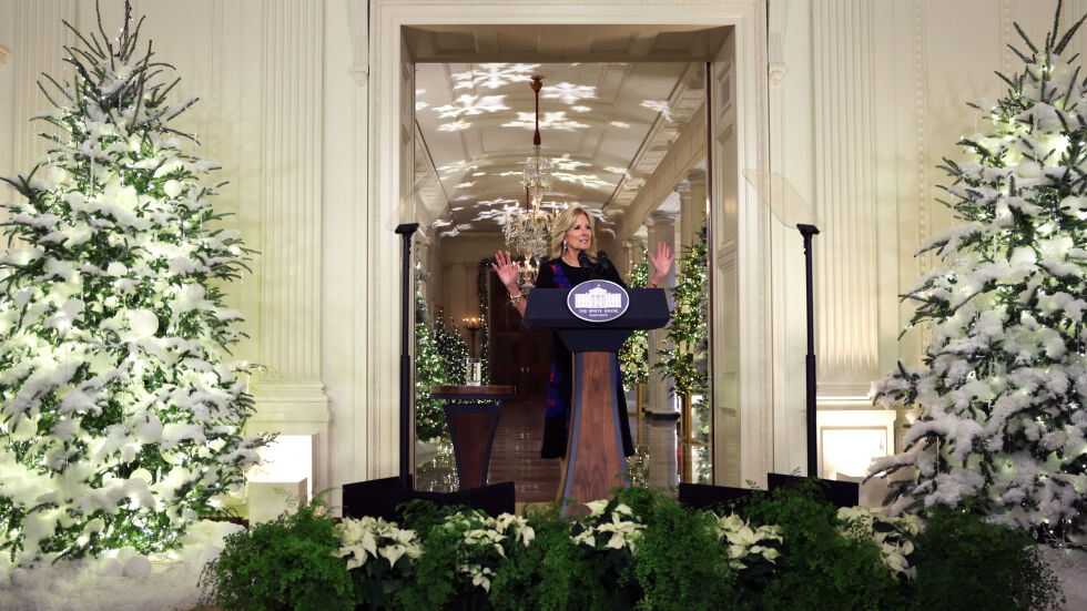 Какво е вдъхновението на Джил Байдън за празничната украса на Белия дом (СНИМКИ)