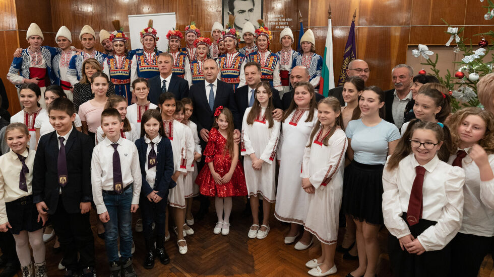 „Българската Коледа“: Президентът даде началото на 20-ото издание на инициативата 