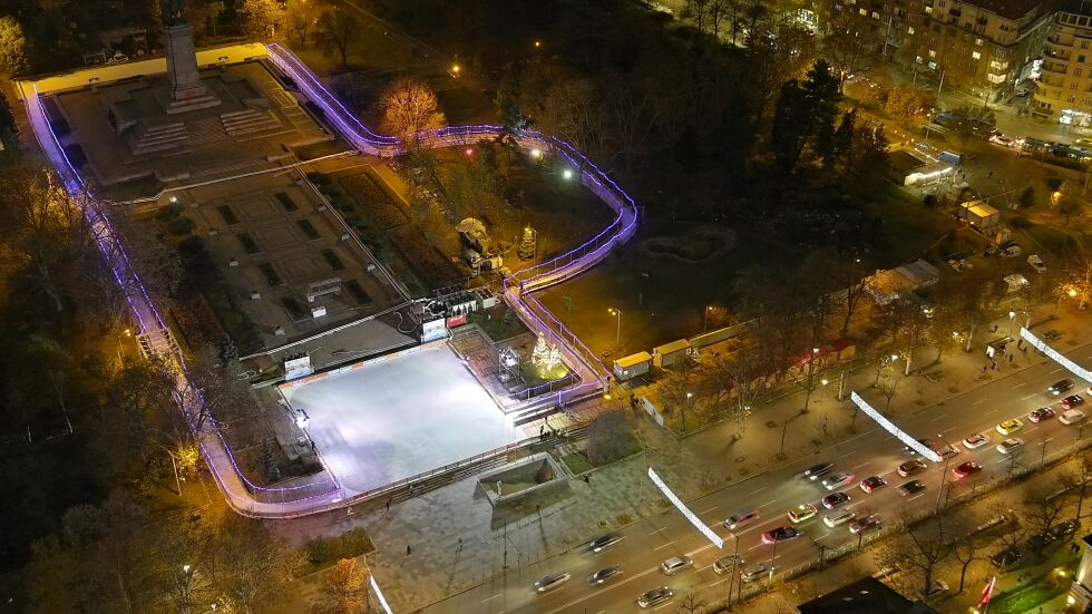 Първият Леден парк отваря врати в София (ВИДЕО)