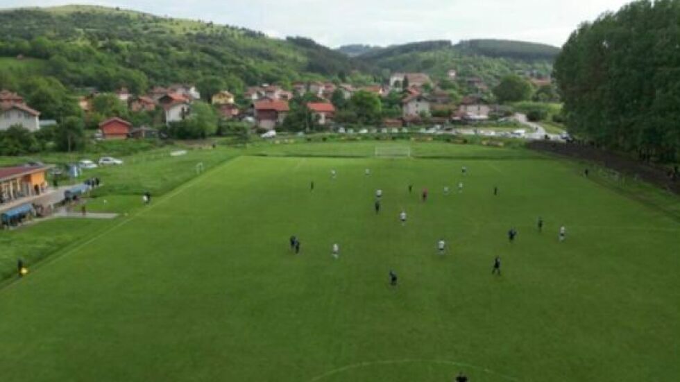 Черногорец Ноевци предлага стадиона си за България - Унгария