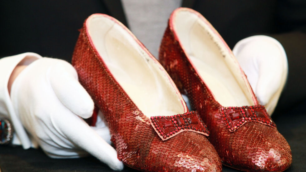 Червените обувки на Дороти на гости в Лондон