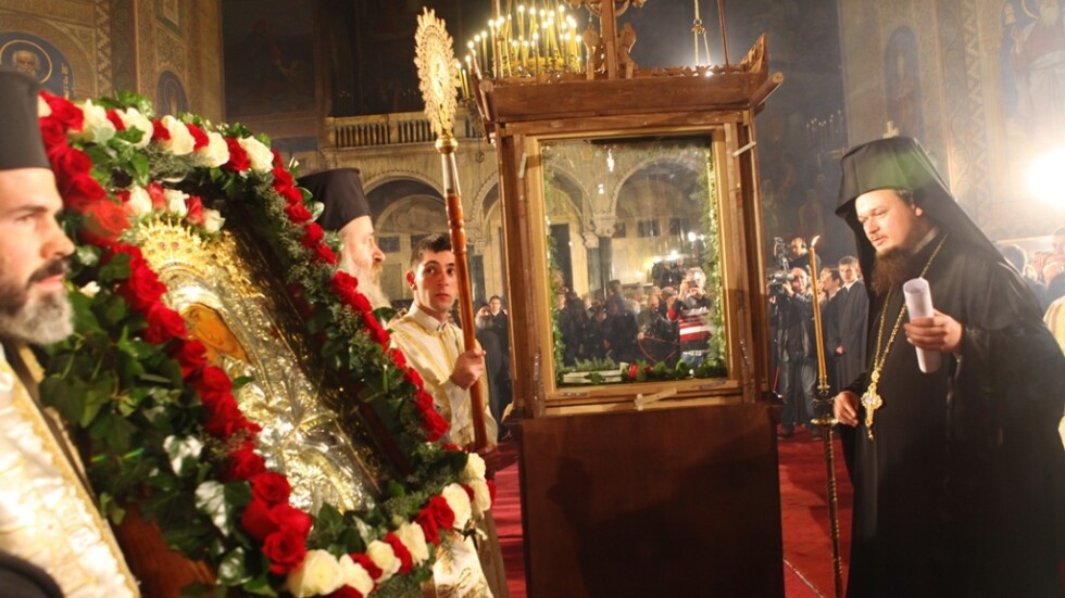 В България пристига чудотворна икона на Богородица от Гърция