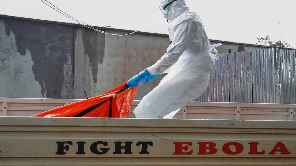 Първи случаи на ебола в Ню Йорк и Мали
