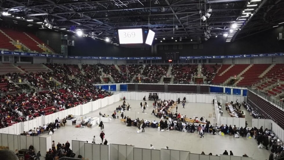 Членове на СИК: ЦИК са били подготвени за хаоса в „Арена Армеец”