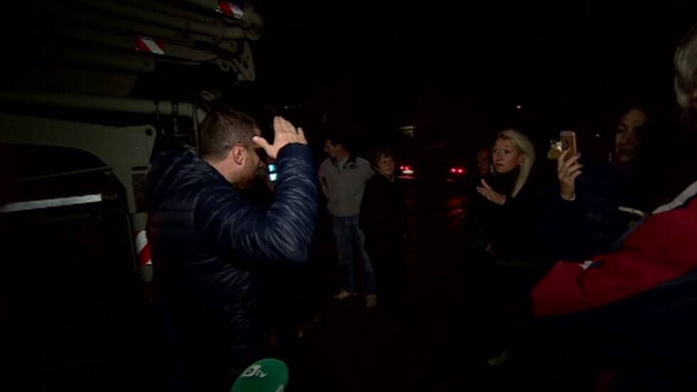 Хората в Бистрица излязоха на улицата, за да спрат бетоновози 