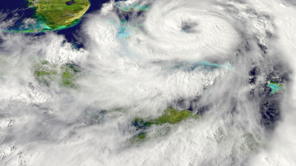 Бурята „Офелия” стана десетият пореден ураган в Атлантическия океан