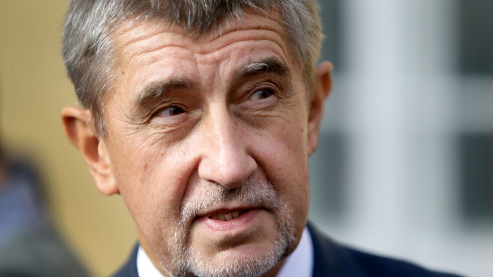 Чешкото правителство подава оставка