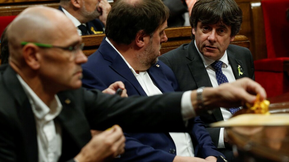 Каталунските сепаратисти внесоха в регионалния парламент предложение за отделяне от Испания 