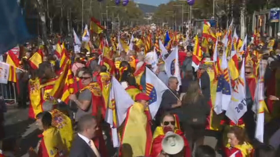 Едва 1/3 от каталунците подкрепят обявената независимост