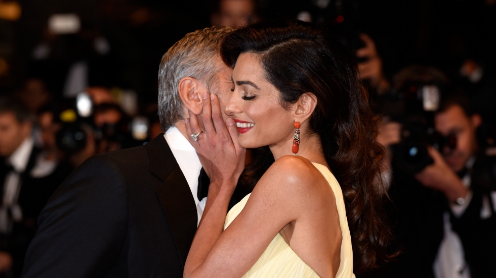 14 момента, в които Джордж Клуни показа нежност и страст към Амал