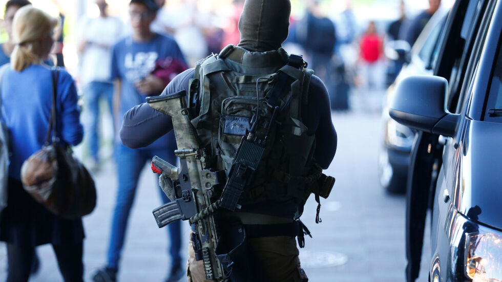Полицейски щурм прекрати заложническата драма в Кьолн