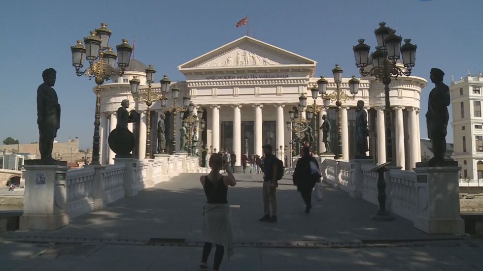 Без резултат премина първият ден от дебатите в Македония (ОБЗОР)