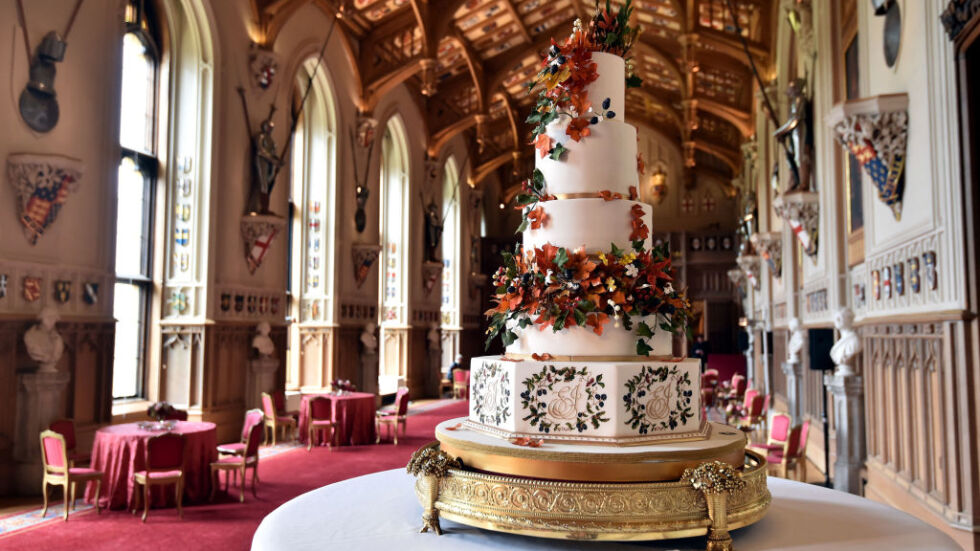 Зашеметяващите сватбени торти от кралския двор в Англия (ГАЛЕРИЯ)