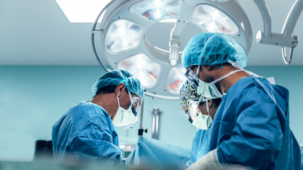 Двама мъже получиха шанс за живот след бъбречна трансплантация 
