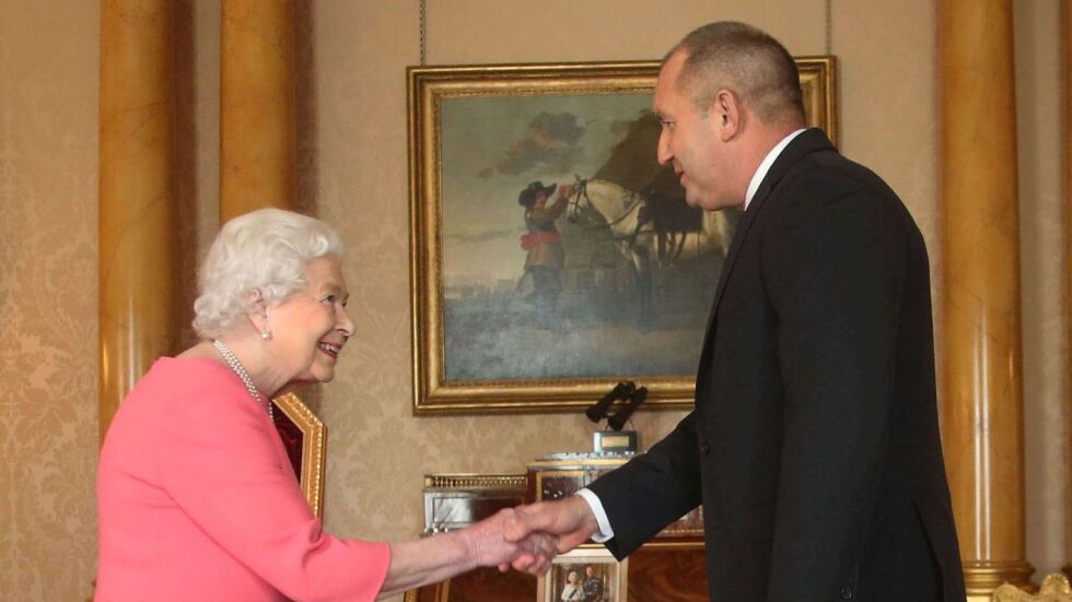 Румен Радев ще присъства на погребението на кралица Елизабет II