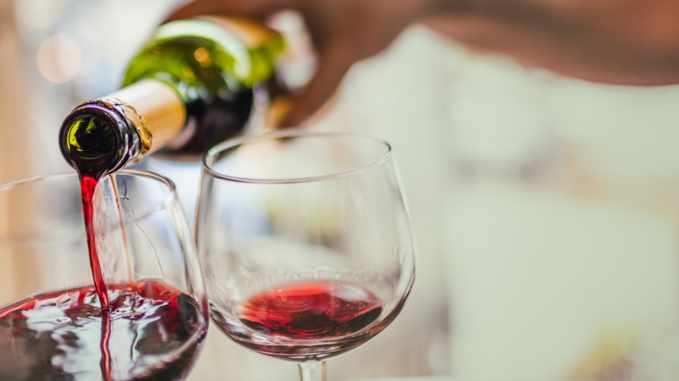 Червеното вино помага при астма и отит