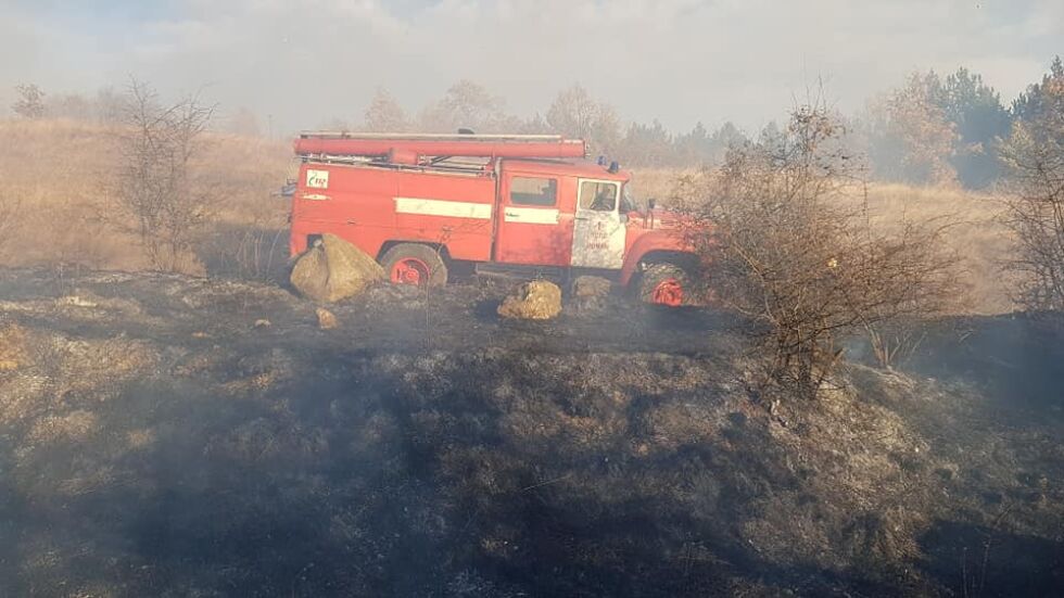 Голям пожар в гориста местност край врачанското село Струпец