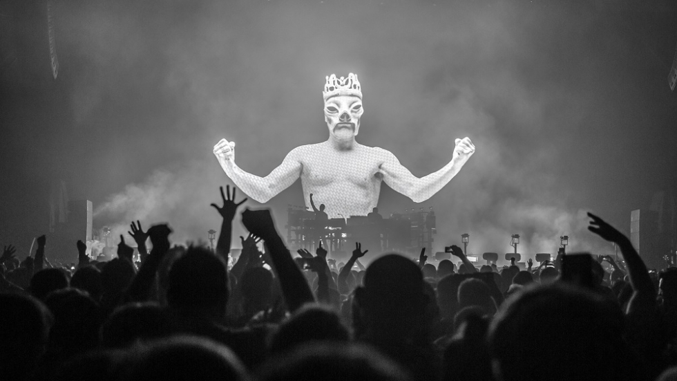 Ед Симънс от The Chemical Brothers: Ще пренесем духа на “Гластънбъри” в София