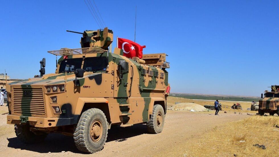 Кюрдите са готови да спрат танковете на Ердоган с телата си