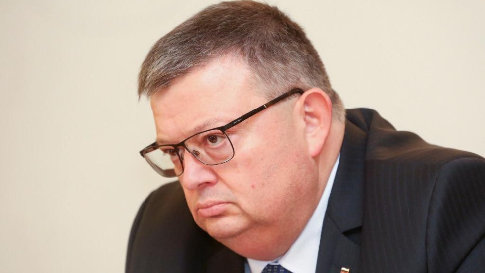 Досъдебно производство и очна ставка заради скандалите в БНР