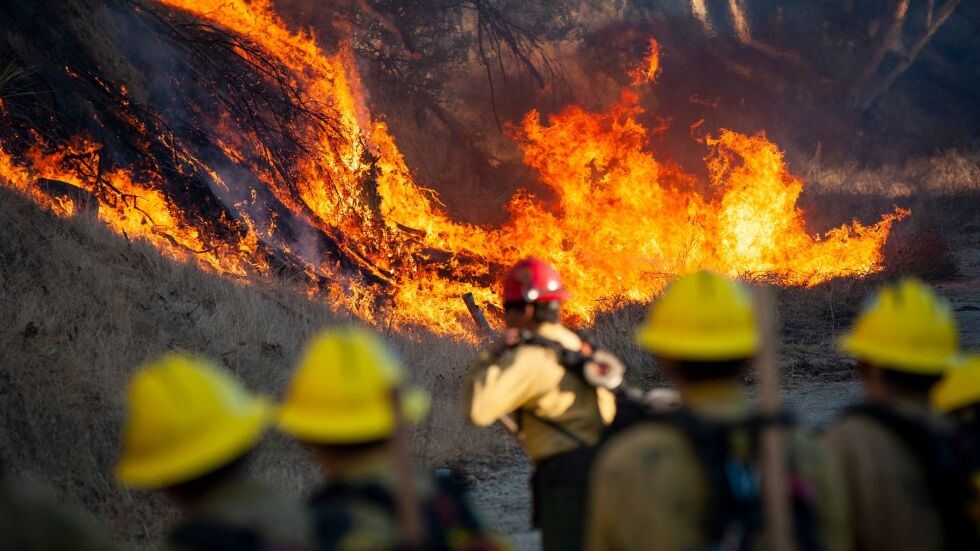 90 пожара горят едновременно в Австралия