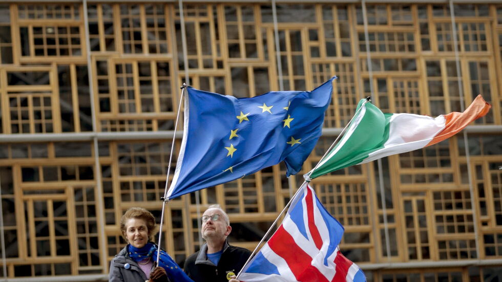 Финалните преговори за брекзит между Великобритания и ЕС продължават и днес 