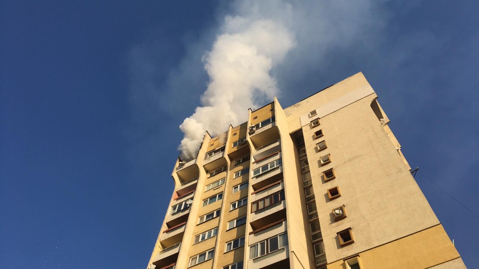 Пожар в жилищен блок в квартал "Сердика"
