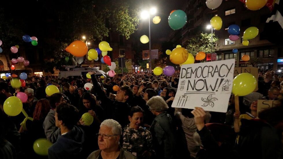 Хроника: Протести в Испания, Чили и Ливан