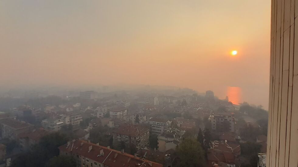 След запалените стърнища: Замърсяването на въздуха в Русе е в норма