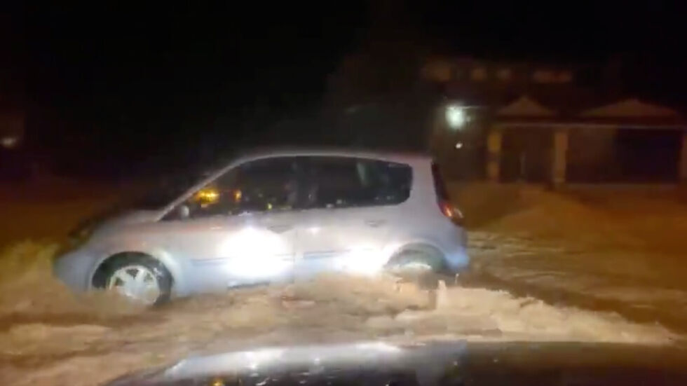 Наводнения и порои взеха жертви във Франция и Испания