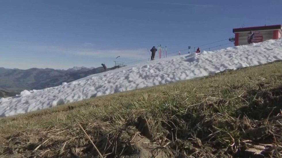 В Австрия откриха ски сезона още преди първия сняг