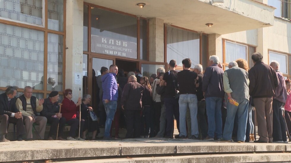 Равносметка след вота: Опашки, купуване на гласове и сигнали за маркиране на бюлетините във Врачанско 