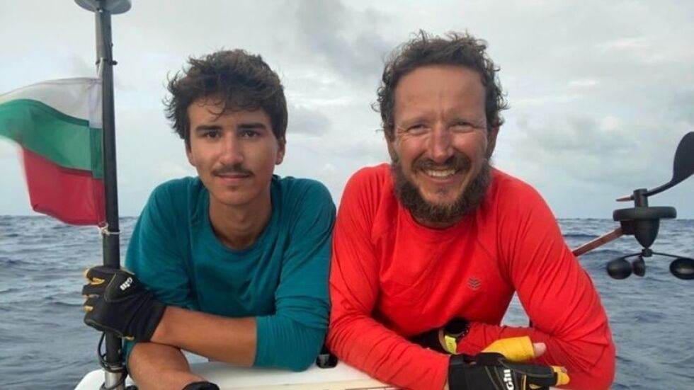 Баща и син завършиха успешно първата българска експедиция през Атлантика с лодка
