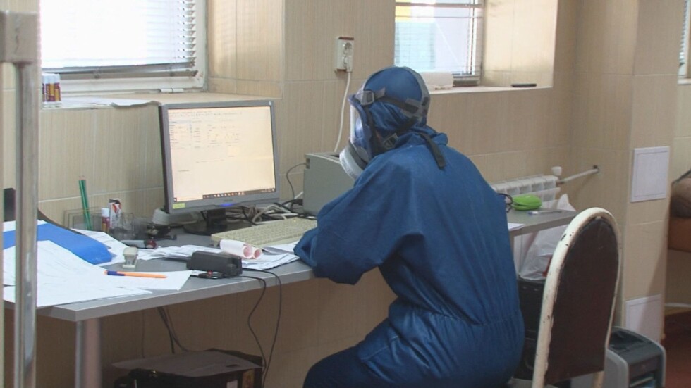 Болниците в Перник и Разград апелират за подкрепа от доброволци